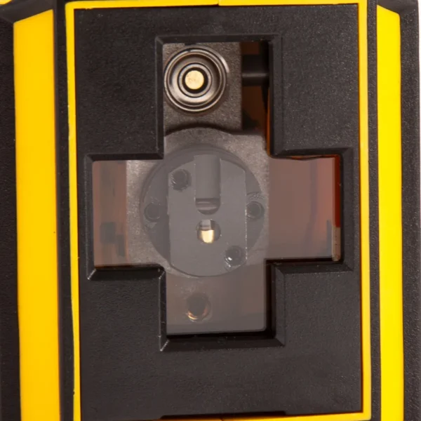 D_NQ_NP_2X_834184-CBT98692073709_112025-F.webp 3D Laserski Nivelir – Samonivelirajući Križni Laser sa Baterijom