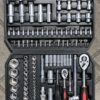 img-1688114943-cc51633791b2.jpg TitanPro™ MasterDrive 108 – Profesionalni Set Gedora i Bitova u Koferu